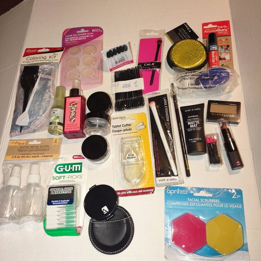 Assorted Beauty & Personal Care Set - Makeup Brushes Skincare Tools 20+ Items
